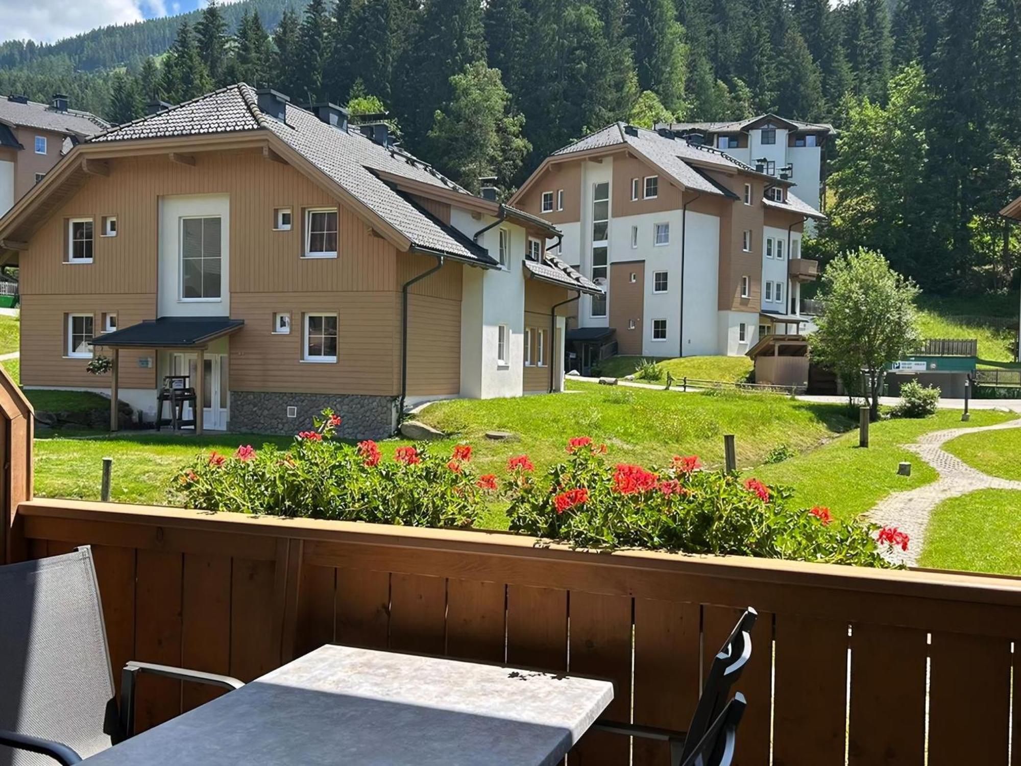 Landal Bad Kleinkirchheim Hotel Ngoại thất bức ảnh